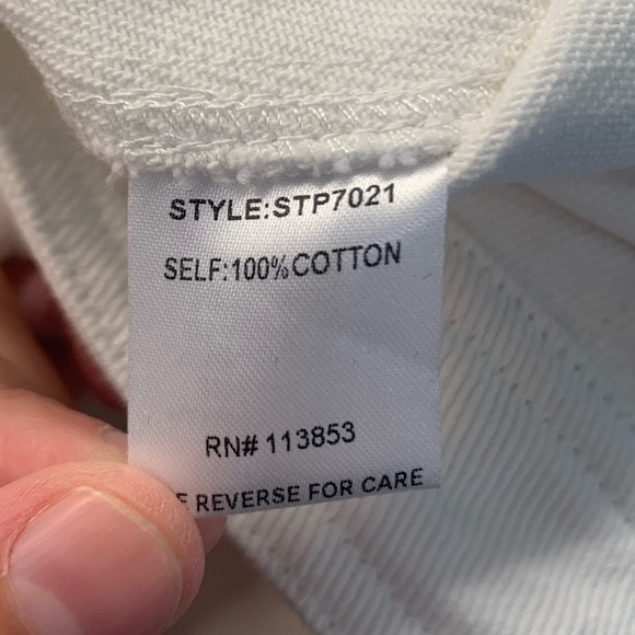 SUGAR+LIPS | White Denim Romper Size L - Picture 13 of 13